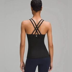 Lululemon Energy Tank multi-strap black, size 8